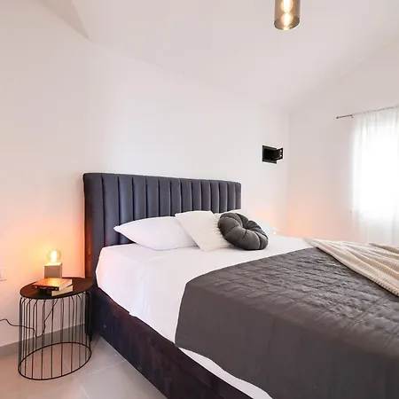 Apartman Ferienwhg- By Interhome *
